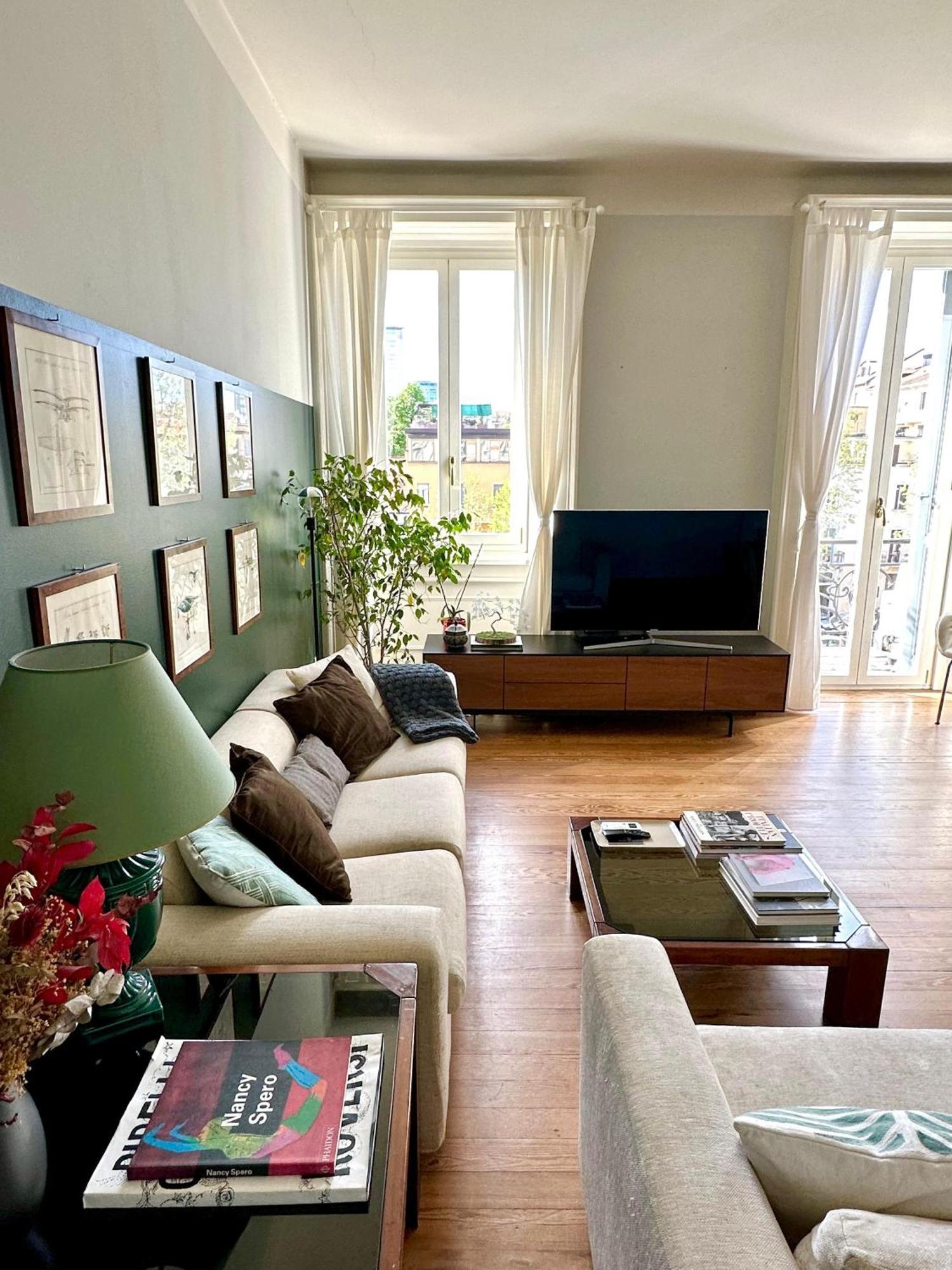Ampio E Luminoso Bilocale Nel Centro Di Apartamento